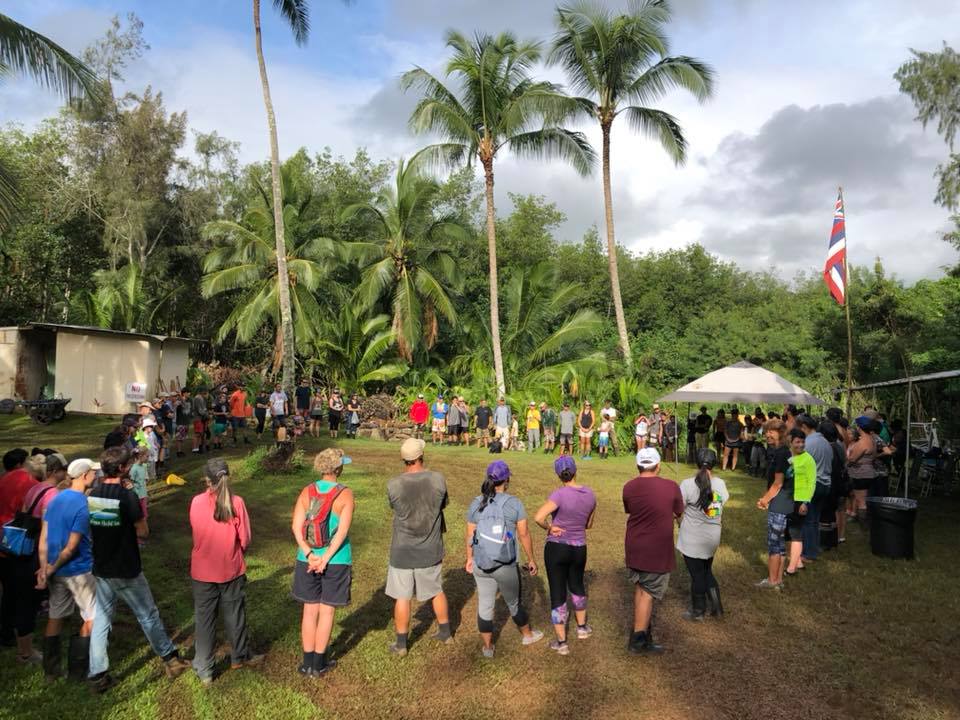 community celeb0-Luke